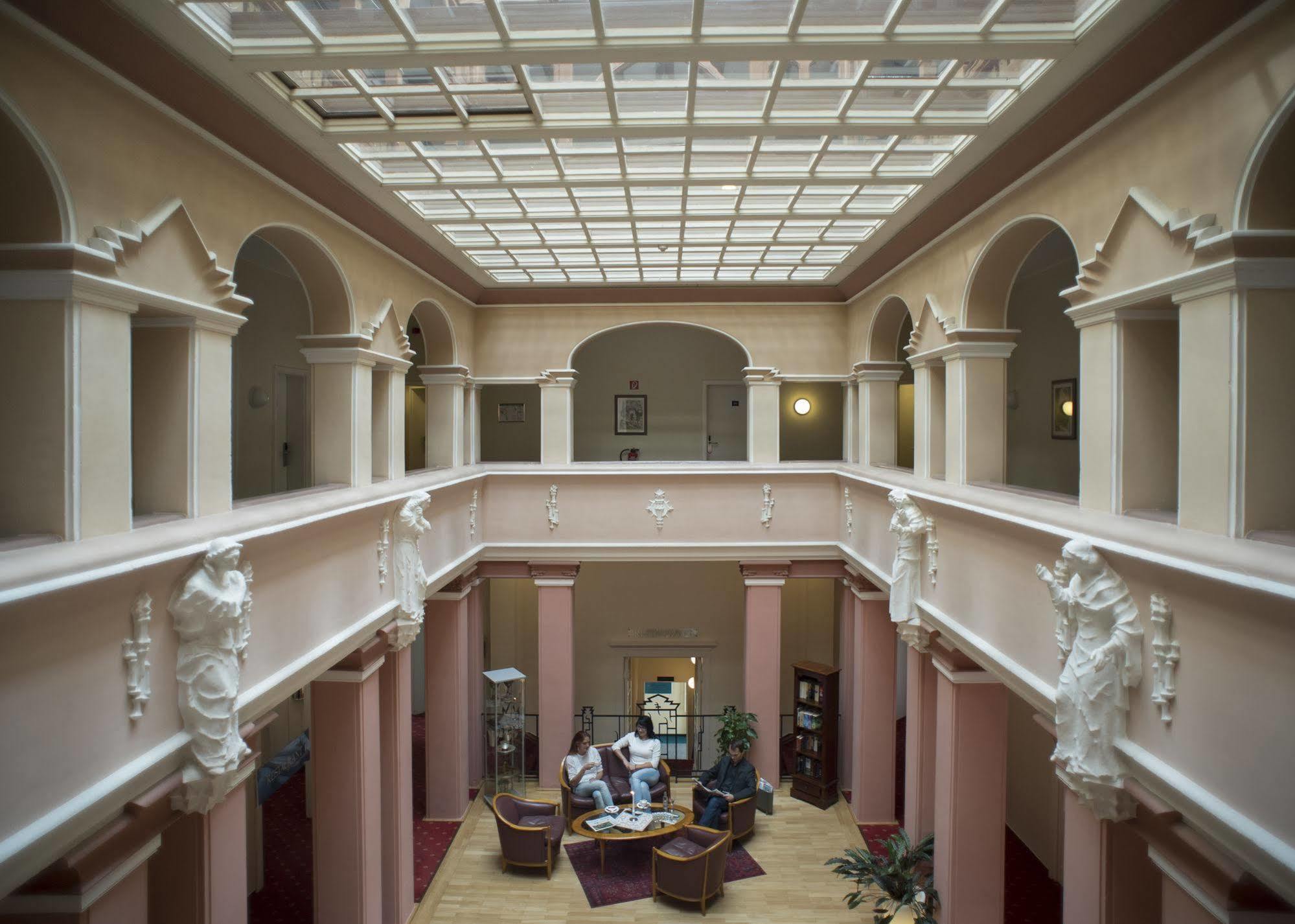 Haus Hainstein ไอเซนัค ภายนอก รูปภาพ